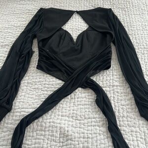 NWT - S Lulu’s Tie-Back Sweetheart Top